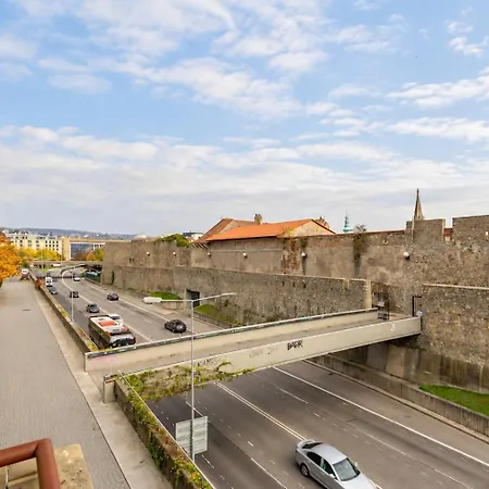 Charming Old Town In Apartman *